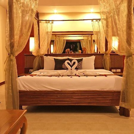 Napalai Pool Villa Resort Патая Екстериор снимка