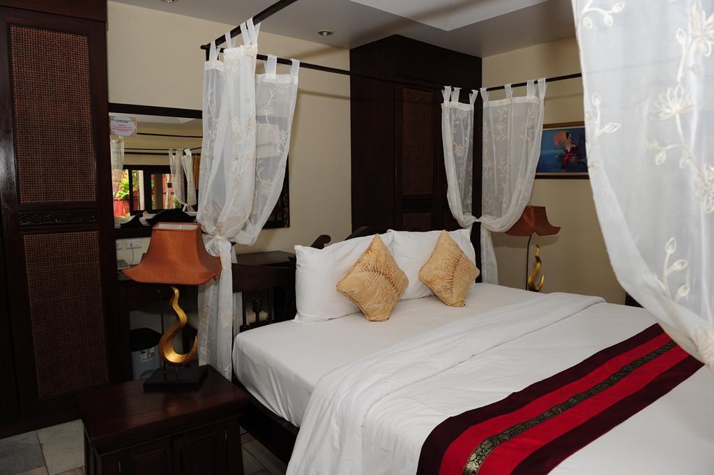 Napalai Pool Villa Resort Патая Екстериор снимка