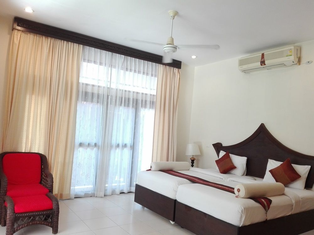 Napalai Pool Villa Resort Патая Екстериор снимка