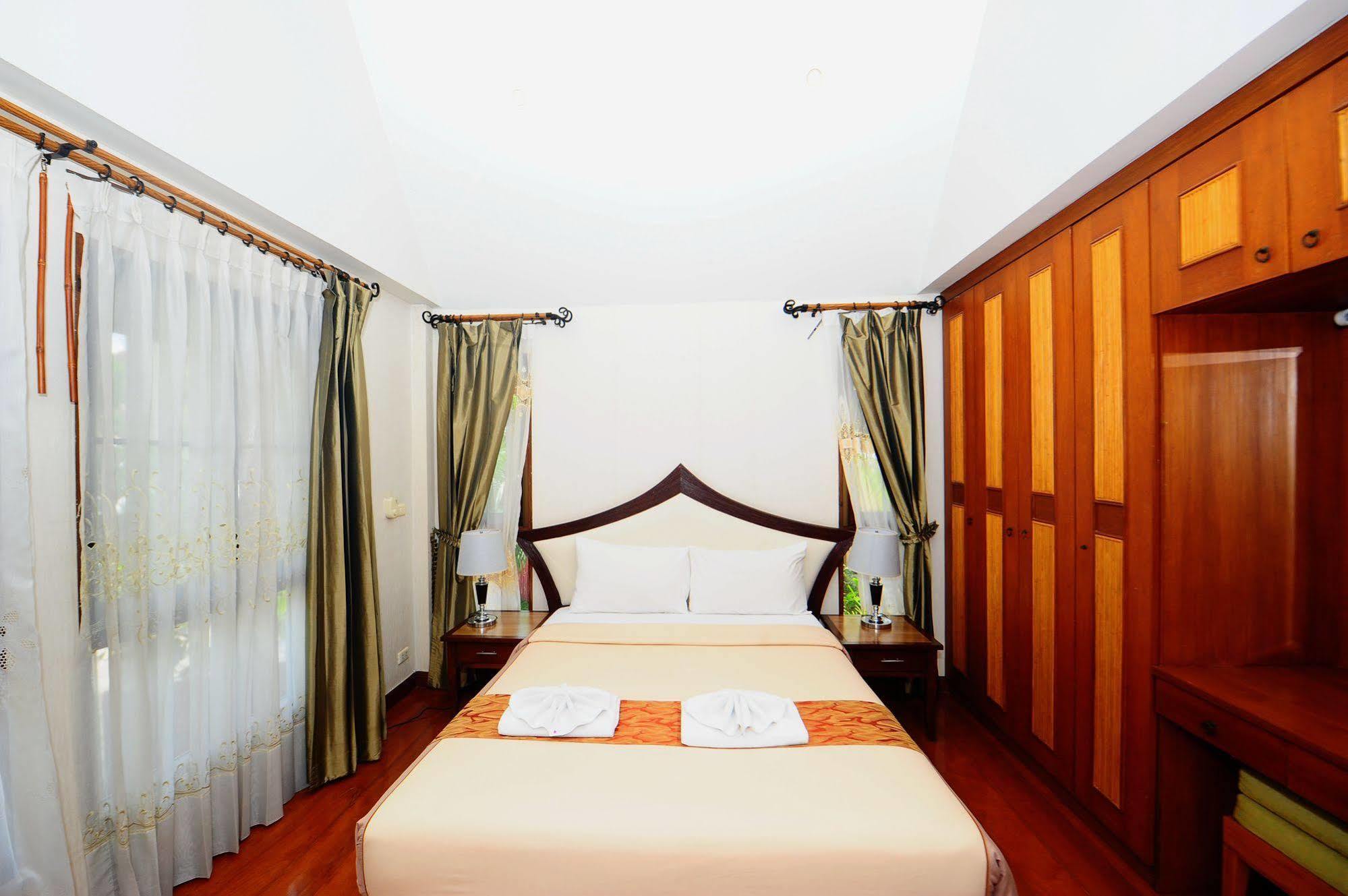 Napalai Pool Villa Resort Патая Екстериор снимка