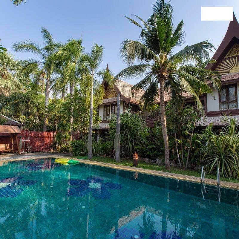 Napalai Pool Villa Resort Патая Екстериор снимка